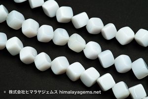 ホワイトアゲート